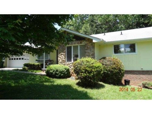 6869 Vic Ar Road, Atlanta, GA 30360