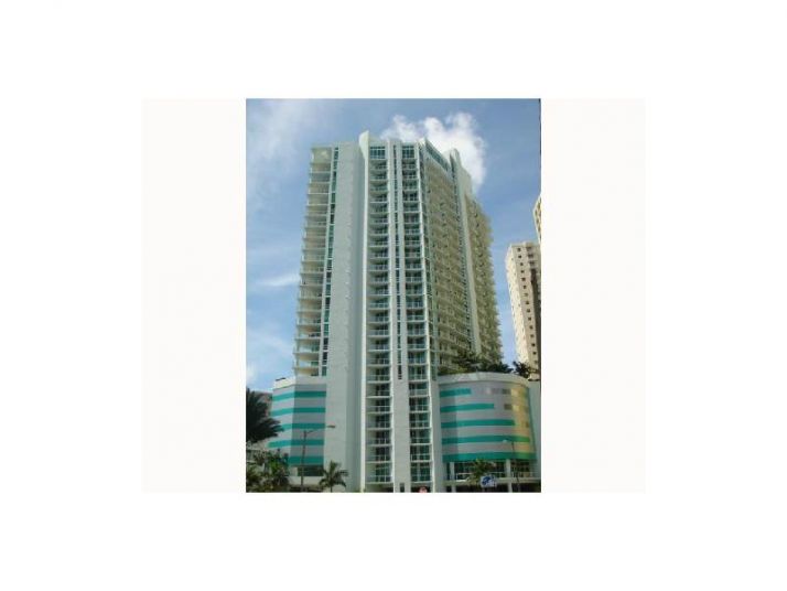 218 14 ST # 1404, Miami, FL 33131