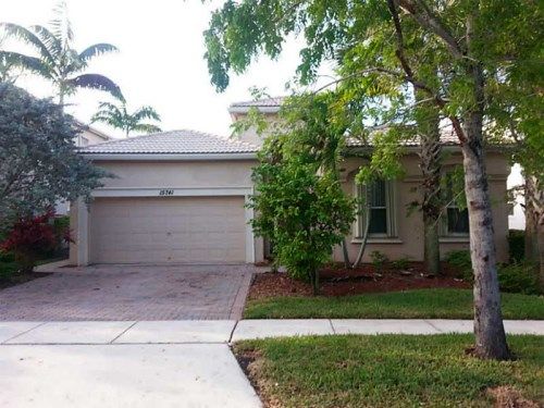 15741 SW 53 CT, Hollywood, FL 33027