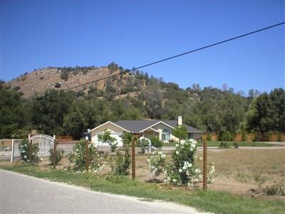 16169 Morgan Cyn Rd, Prather, CA 93651