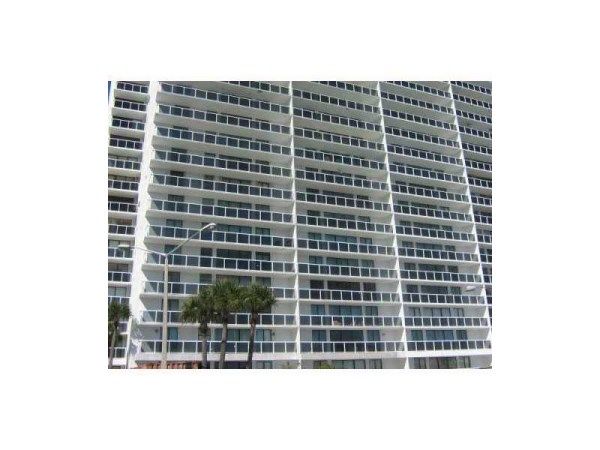 20505 E Country Club Dr # 934, Miami, FL 33180