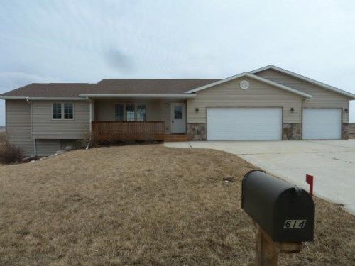 614 E Railroad St, Lynd, MN 56157