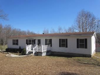 8805 Old Church Rd, New Kent, VA 23124