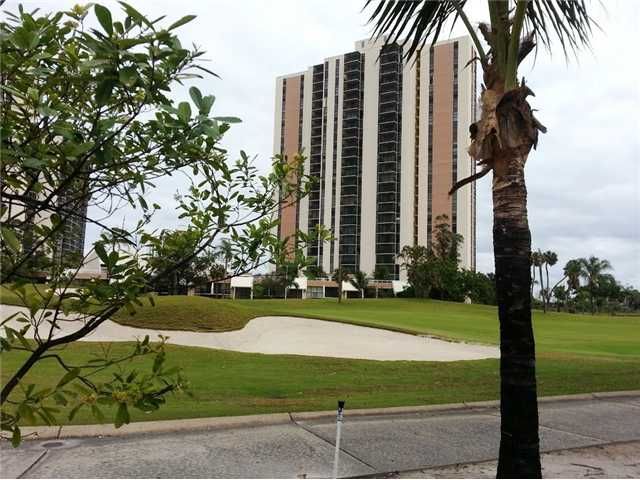 20379 W COUNTRY CLUB DR # 232, Miami, FL 33180