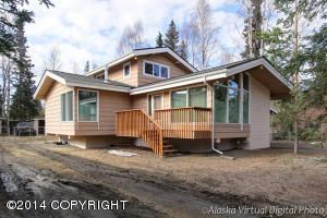 8130 Peck Avenue, Anchorage, AK 99504