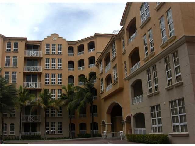 3001 NE 185 ST # 435, Miami, FL 33180