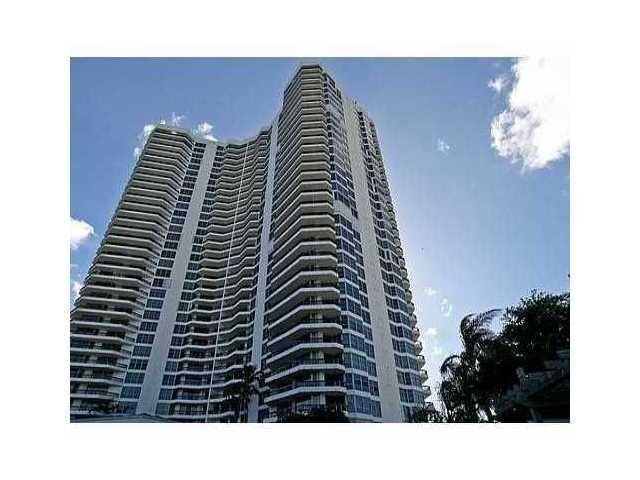 3600 Mystic Pointe Dr # 509, Miami, FL 33180