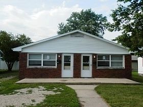 619 - 621 W Grant Ave, Pontiac, IL 61764