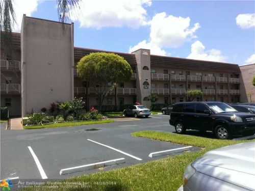 9660 Sunrise Lakes Blvd # 106, Fort Lauderdale, FL 33322