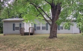 320 E. Cedar St., Rich Hill, MO 64779