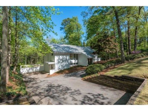 3442 Ridgewood Road, Atlanta, GA 30327