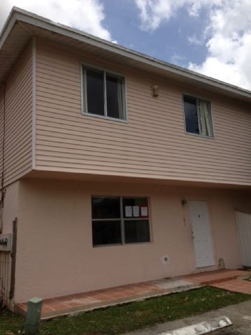 197 NE 12th Avenue Apt 197, Homestead, FL 33030