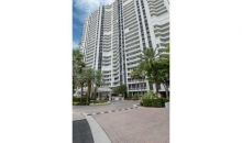 21205 YACHT CLUB DR # 1202 Miami, FL 33180