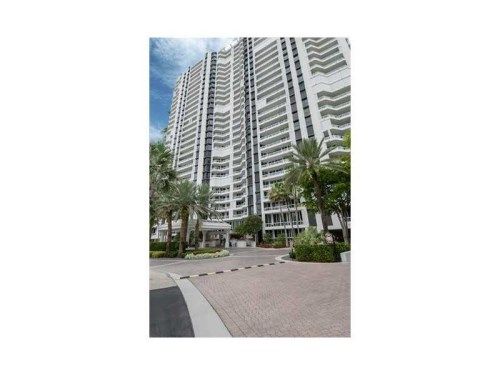 21205 YACHT CLUB DR # 1202, Miami, FL 33180