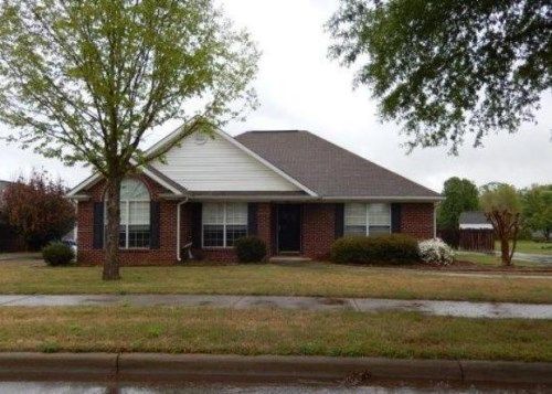 113 Horseshoe Circle, Alabaster, AL 35007