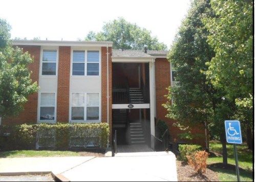 1996 Greenglen Dr Unit 204, Saint Louis, MO 63122