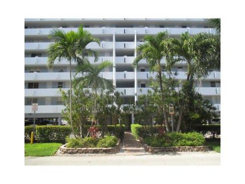 3703 NE 166 ST # 206, North Miami Beach, FL 33160