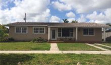 542 W 46 PL Hialeah, FL 33012