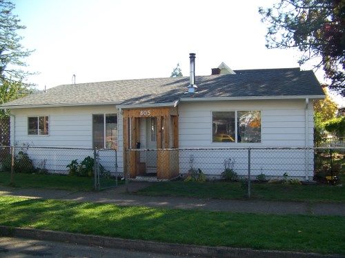 805 Quincy  Avenue, Cottage Grove, OR 97424