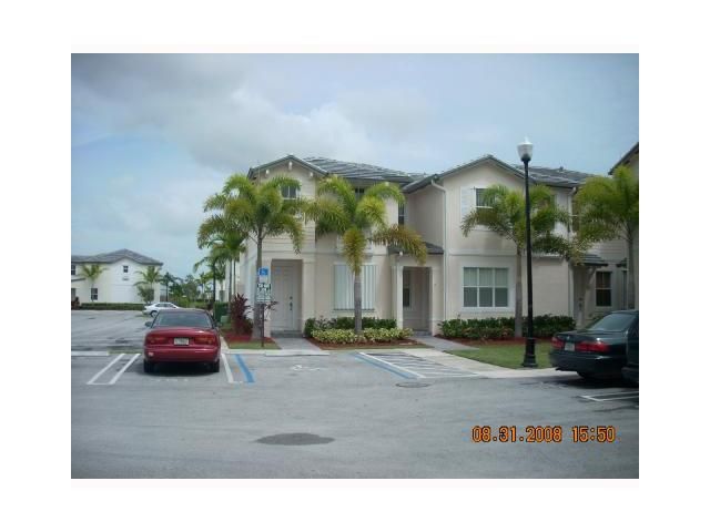 3064 SE 1 DR # 27, Homestead, FL 33033