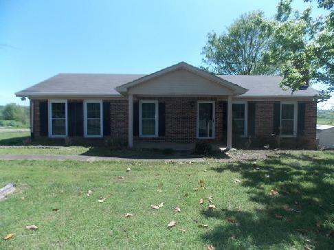 3901 Greenfield Ben, Williamsport, TN 38487