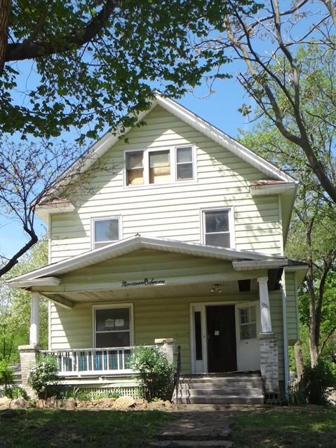 1907 SW Buchanan Street, Topeka, KS 66604