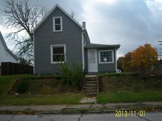 901 South A Street, Elwood, IN 46036