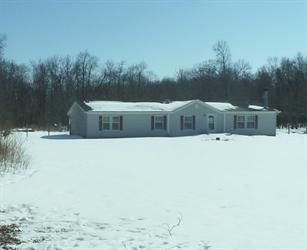 2852 S 250 E, Knox, IN 46534