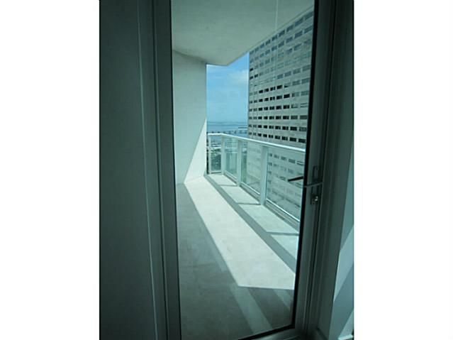 300 S BISCAYNE BL # T-2714, Miami, FL 33131