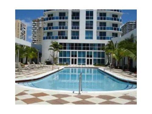 1945 OCEAN DR # 201, Hallandale, FL 33009