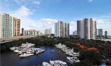 3500 MYSTIC POINTE DR # 905 Miami, FL 33180