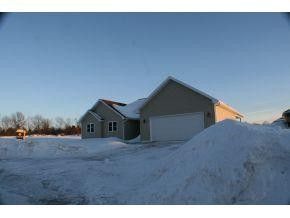 2330 Lensmire Lane, Waupaca, WI 54981