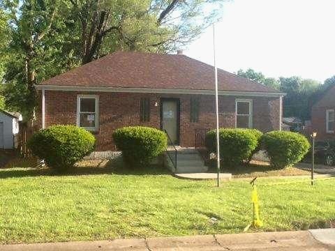 8936 Saint Louis Ave, Saint Louis, MO 63114