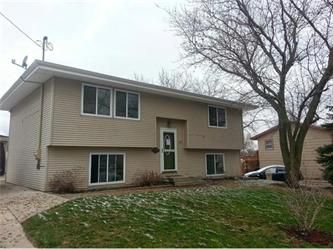 208     Space Ave Sw, Mitchellville, IA 50169