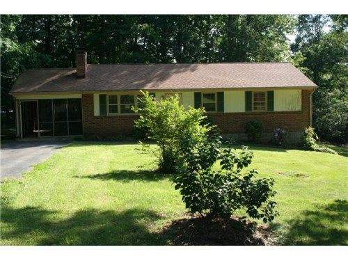 1027 Moreview Dr, Lynchburg, VA 24502