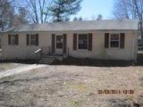 6708 Dogwood Dr, Quinton, VA 23141