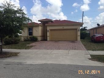 2450 NW 4th Ct, Pompano Beach, FL 33069