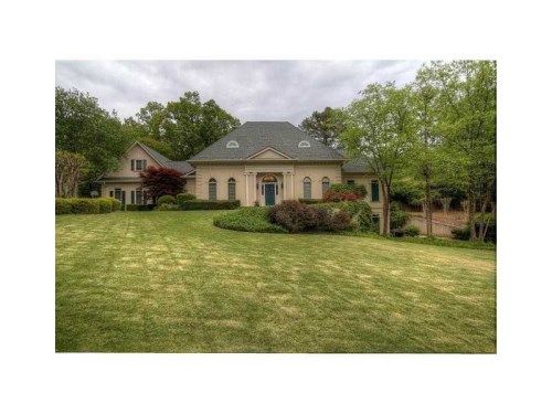 10300 Papillon Trace, Alpharetta, GA 30022