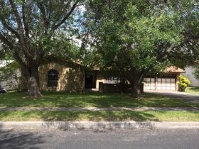 8523 Glen Shadow, San Antonio, TX 78239