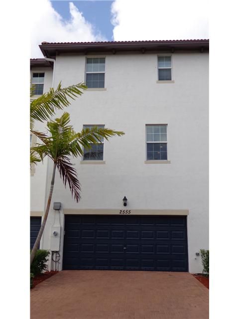 2555 SW 118TH TE # 305, Hollywood, FL 33025