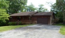 220 Card Ln Caryville, TN 37714