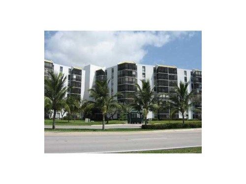 20500 W COUNTRY CLUB DR # 410, Miami, FL 33180