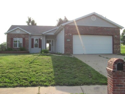 839 Emerald Green Dr, O Fallon, IL 62269