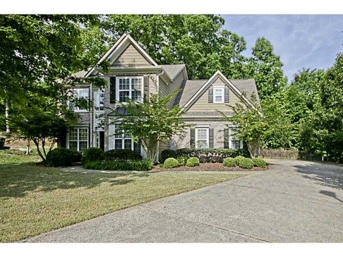 3892 Golden Autumn Road, Buford, GA 30519