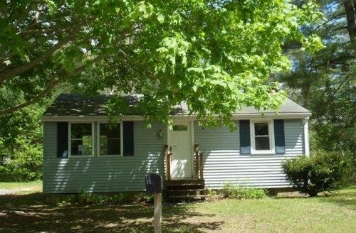 49 Lake Dr, Plymouth, MA 02360