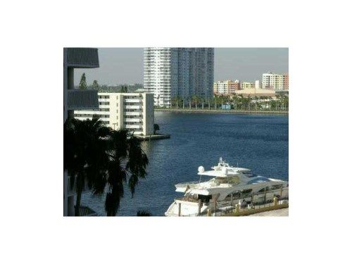 1000 ISLAND BL # 705, North Miami Beach, FL 33160