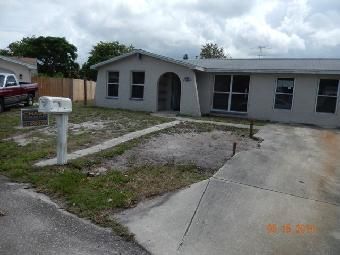 11114 Mckinley Dr, Port Richey, FL 34668