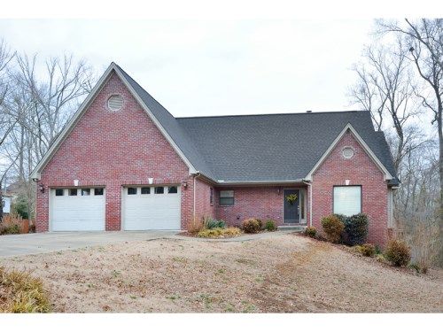 239 Hazelwood Ln, Florence, AL 35634