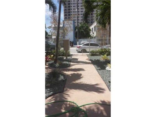 330 GEORGIA, Hollywood, FL 33019