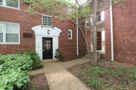 106 George Mason Dr Unit 106-2, Arlington, VA 22201